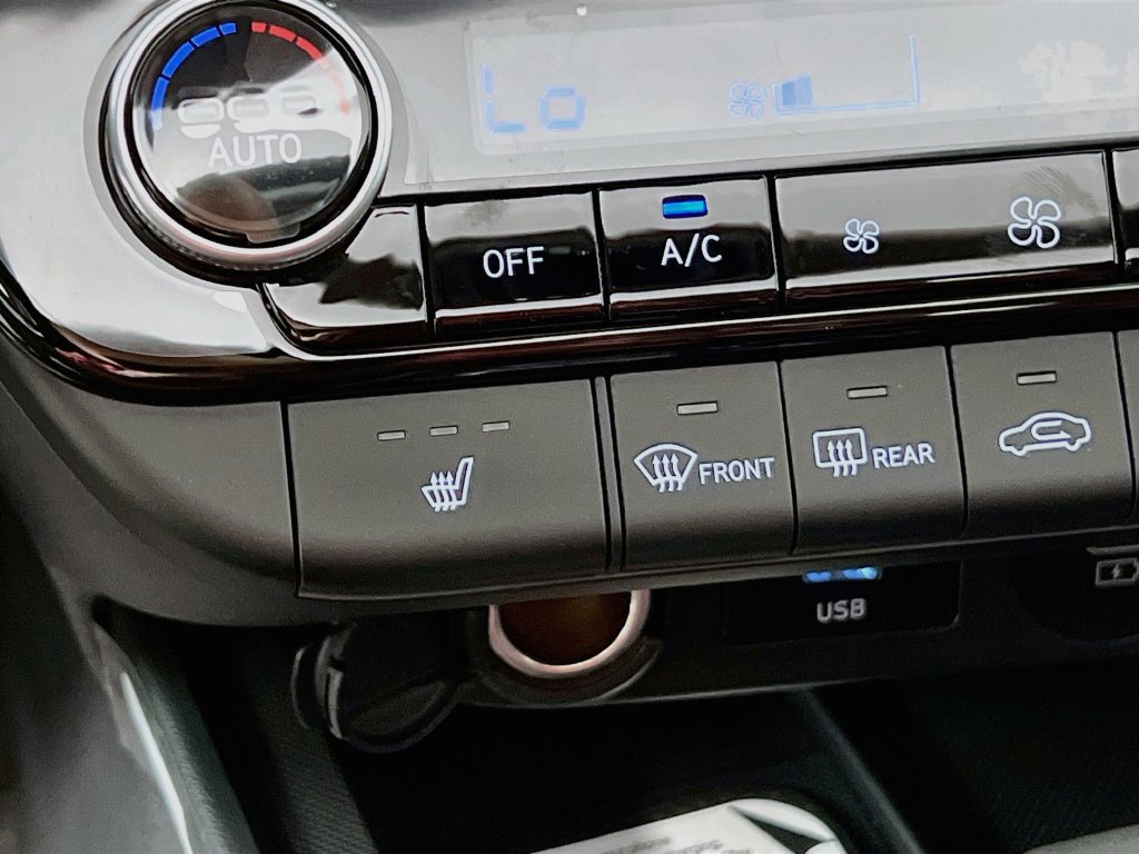 New 2026 Hyundai Elantra Limited FWD image 19