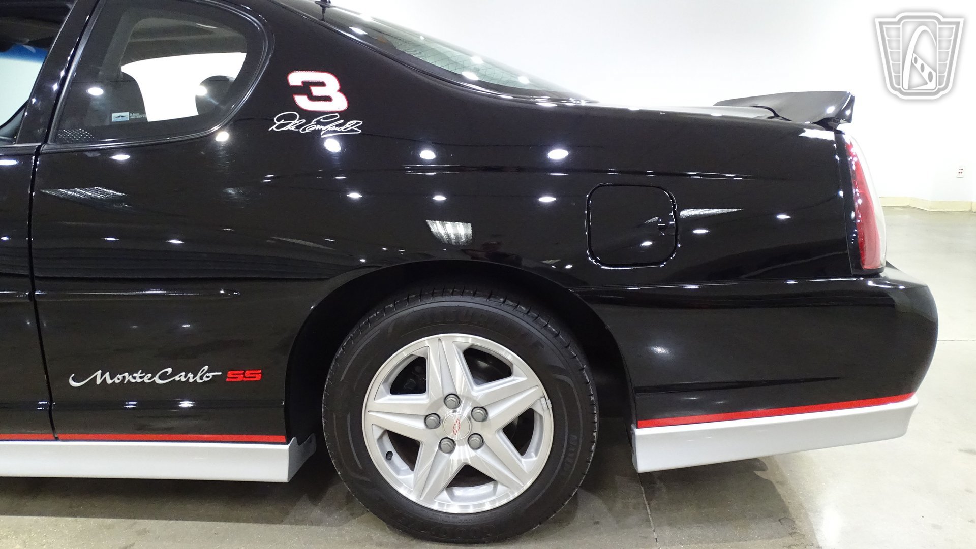 Used 2002 Chevrolet Monte Carlo SS w/ Pace Car Replica Pkg FWD image 31