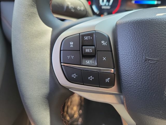 Used 2026 Ford Explorer Active RWD image 5