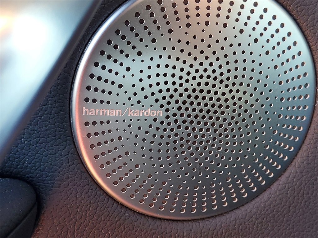 Used 2023 Kia Stinger GT-Line w/ Sun & Sound Package image 17