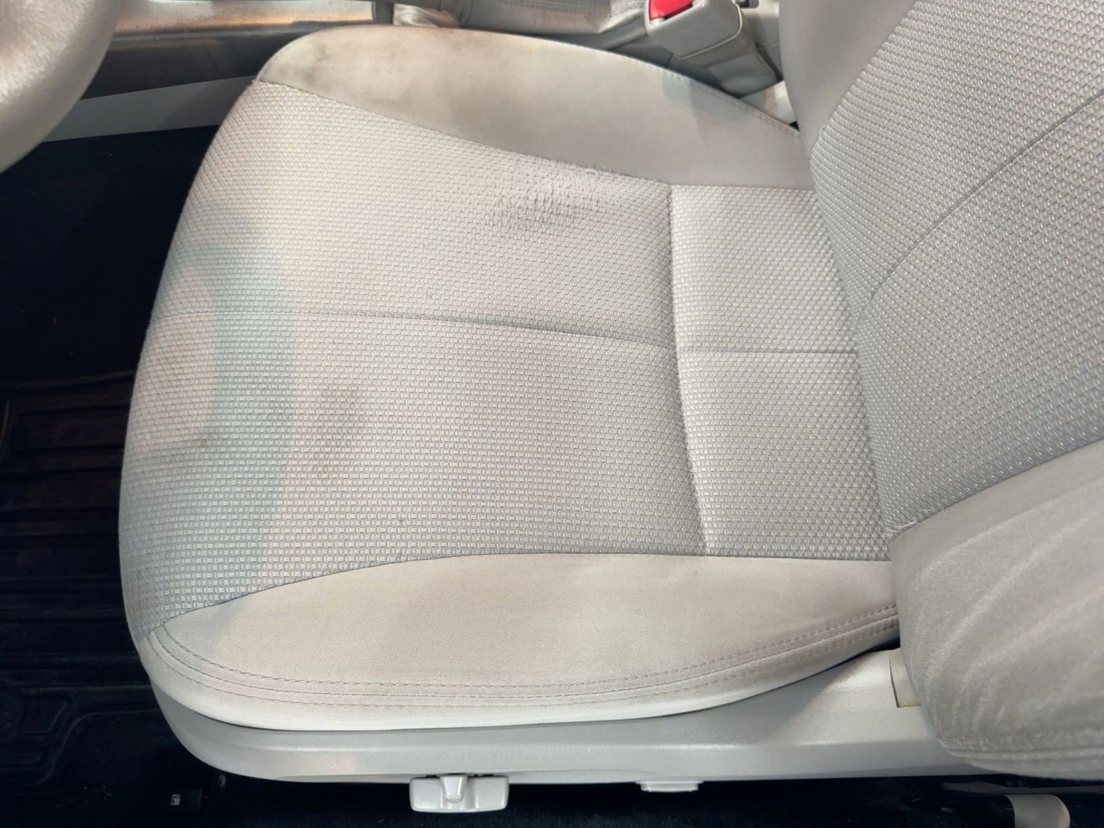 Used 2011 Subaru Forester 2.5X Premium image 13