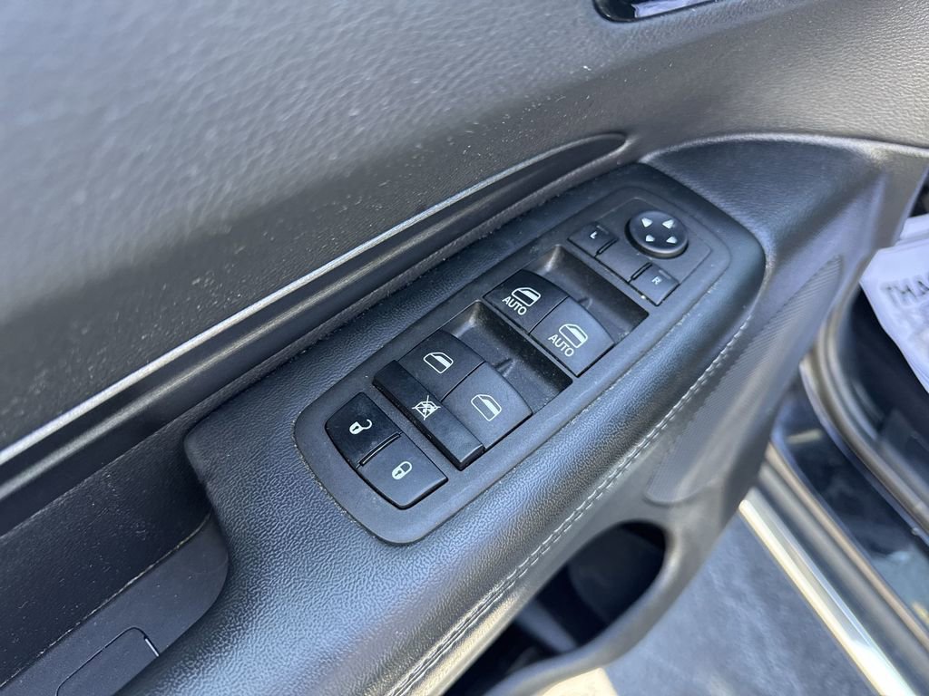 Used 2023 Dodge Durango SXT RWD image 13
