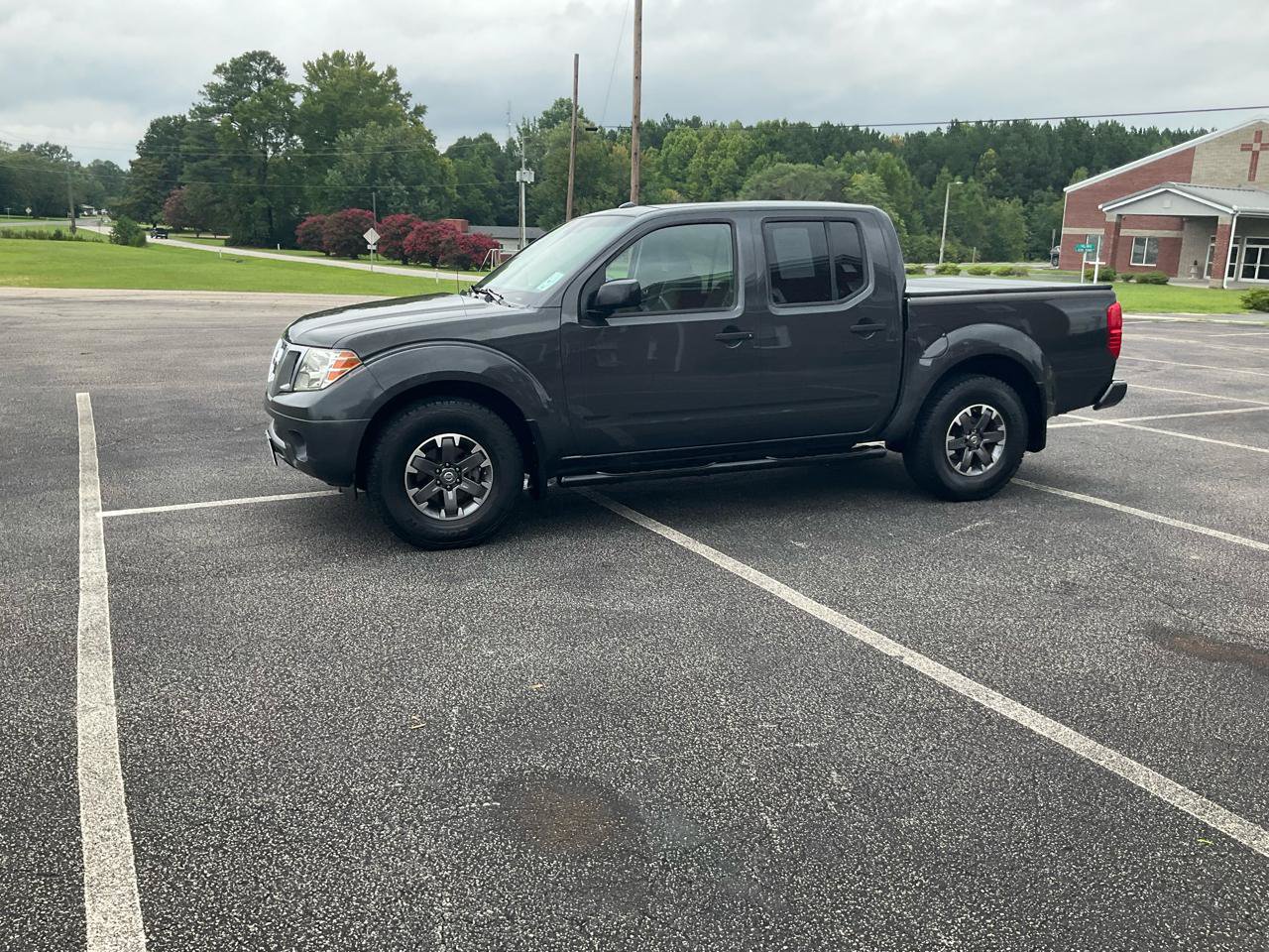Used 2014 Nissan Frontier Desert Runner RWD image 14