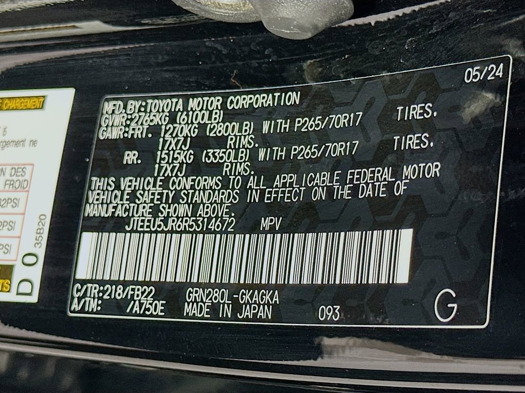 Certified 2024 Toyota 4Runner SR5 image 31