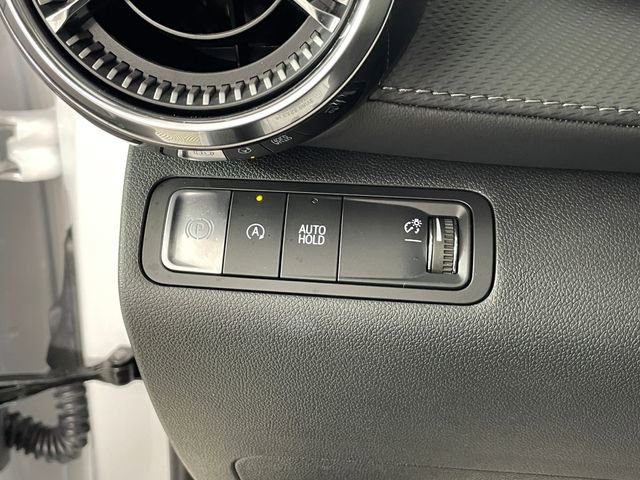 Certified 2026 Chevrolet Equinox LT FWD image 13