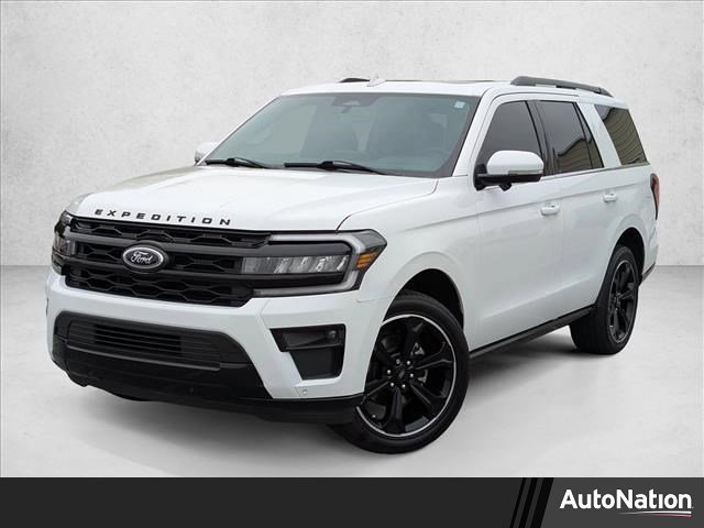 Used 2024 Ford Expedition Limited image 1