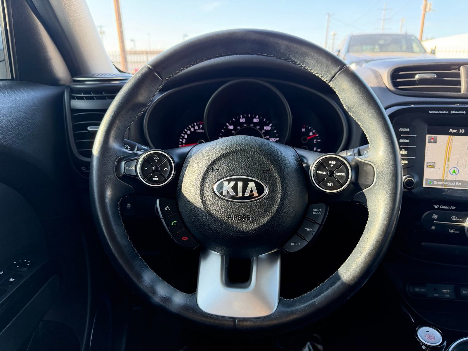 Used 2019 Kia Soul + w/ Audio Package image 13