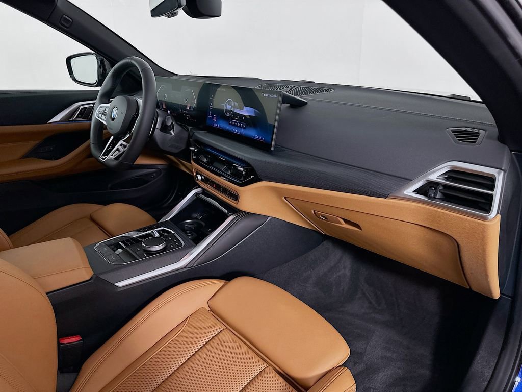 Used 2025 BMW 430i Convertible w/ M Sport Package image 29