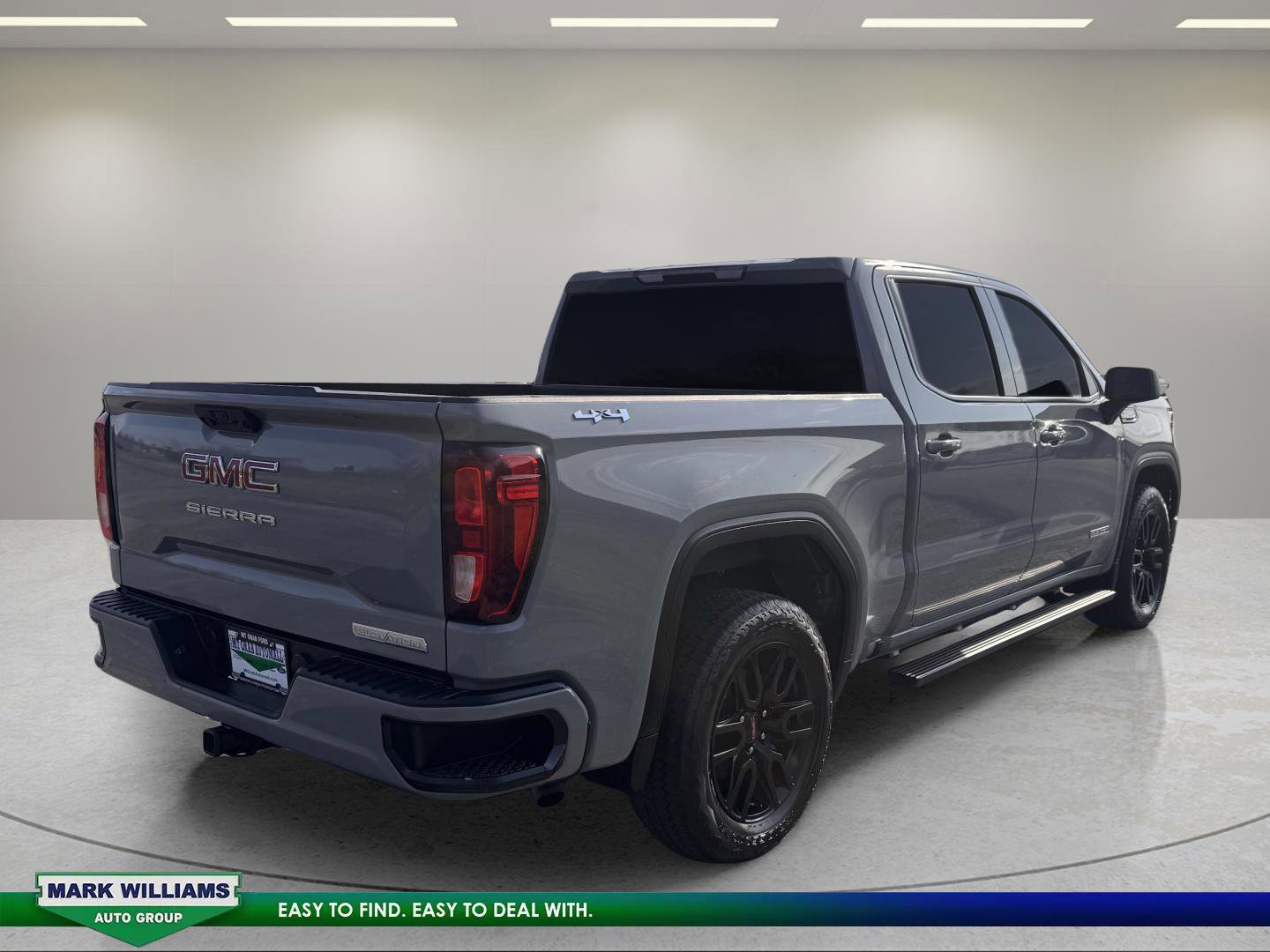 Used 2024 GMC Sierra 1500 Elevation AWD/4WD image 4