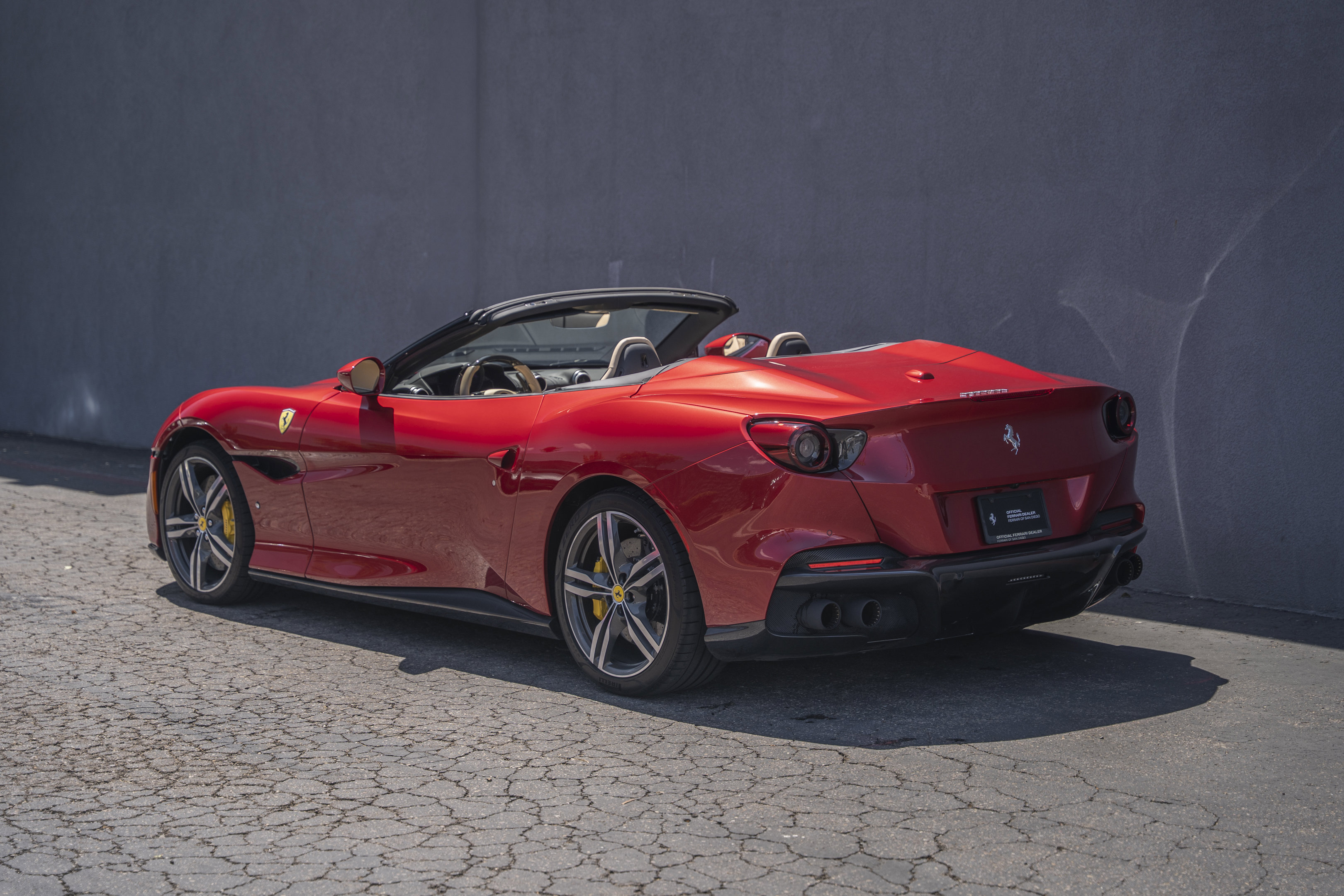 Used 2022 Ferrari Portofino M RWD image 3