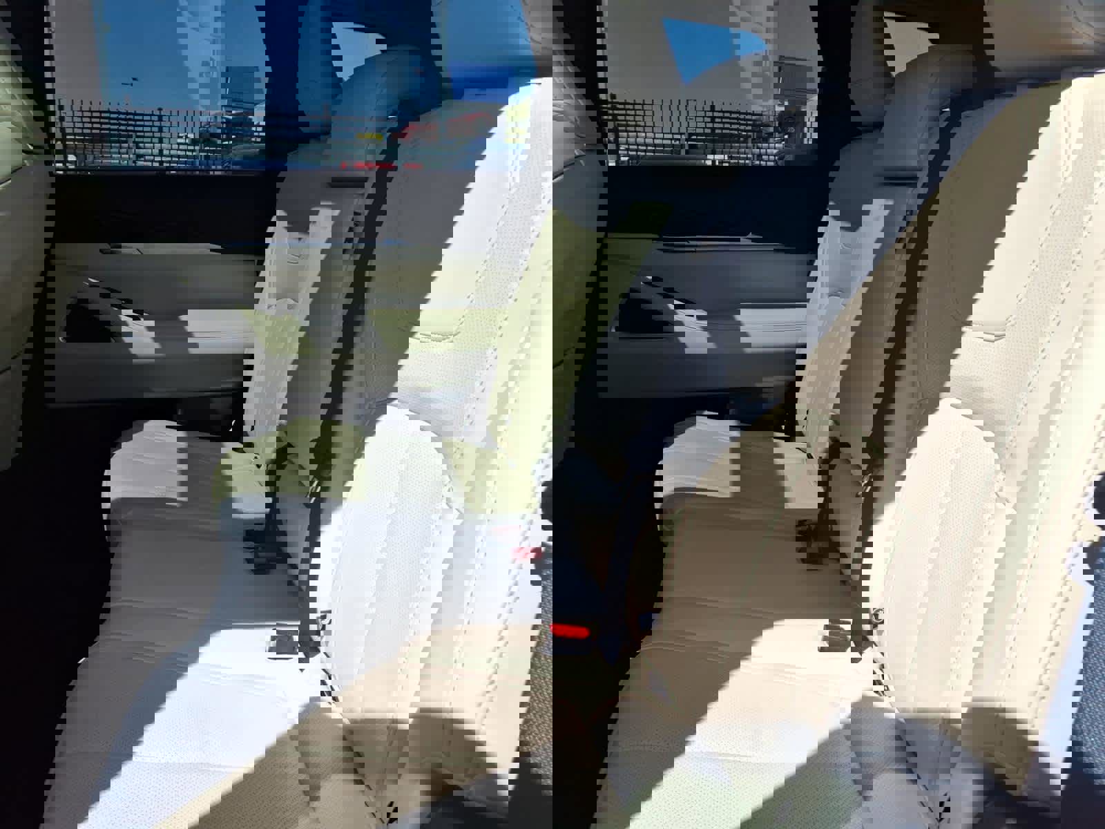 Certified 2023 INFINITI QX60 Sensory w/ Cargo Package AWD/4WD image 17