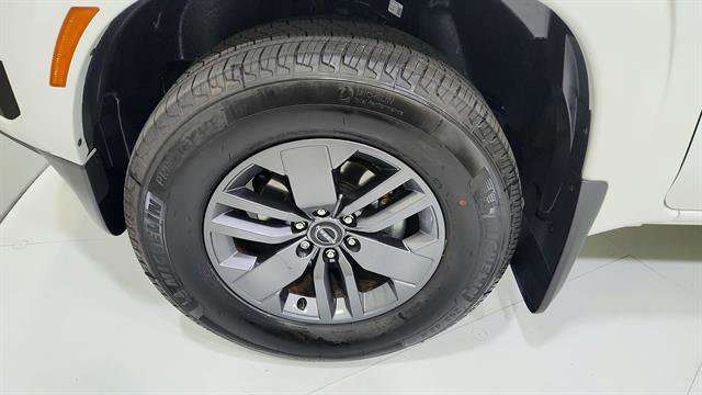 Certified 2025 Nissan Frontier SV RWD image 51