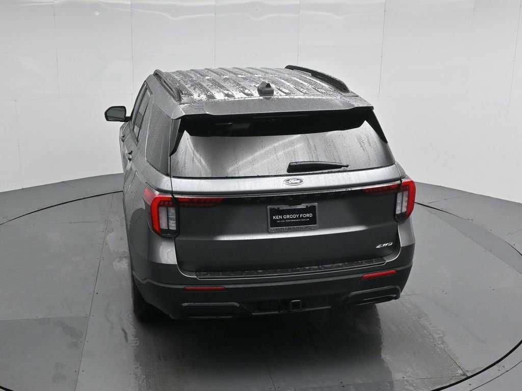 Certified 2025 Ford Explorer ST-Line image 44