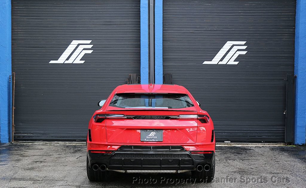 Used 2024 Lamborghini Urus S AWD/4WD image 7
