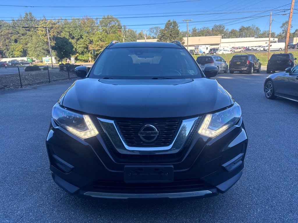 Used 2020 Nissan Rogue SV AWD/4WD image 2