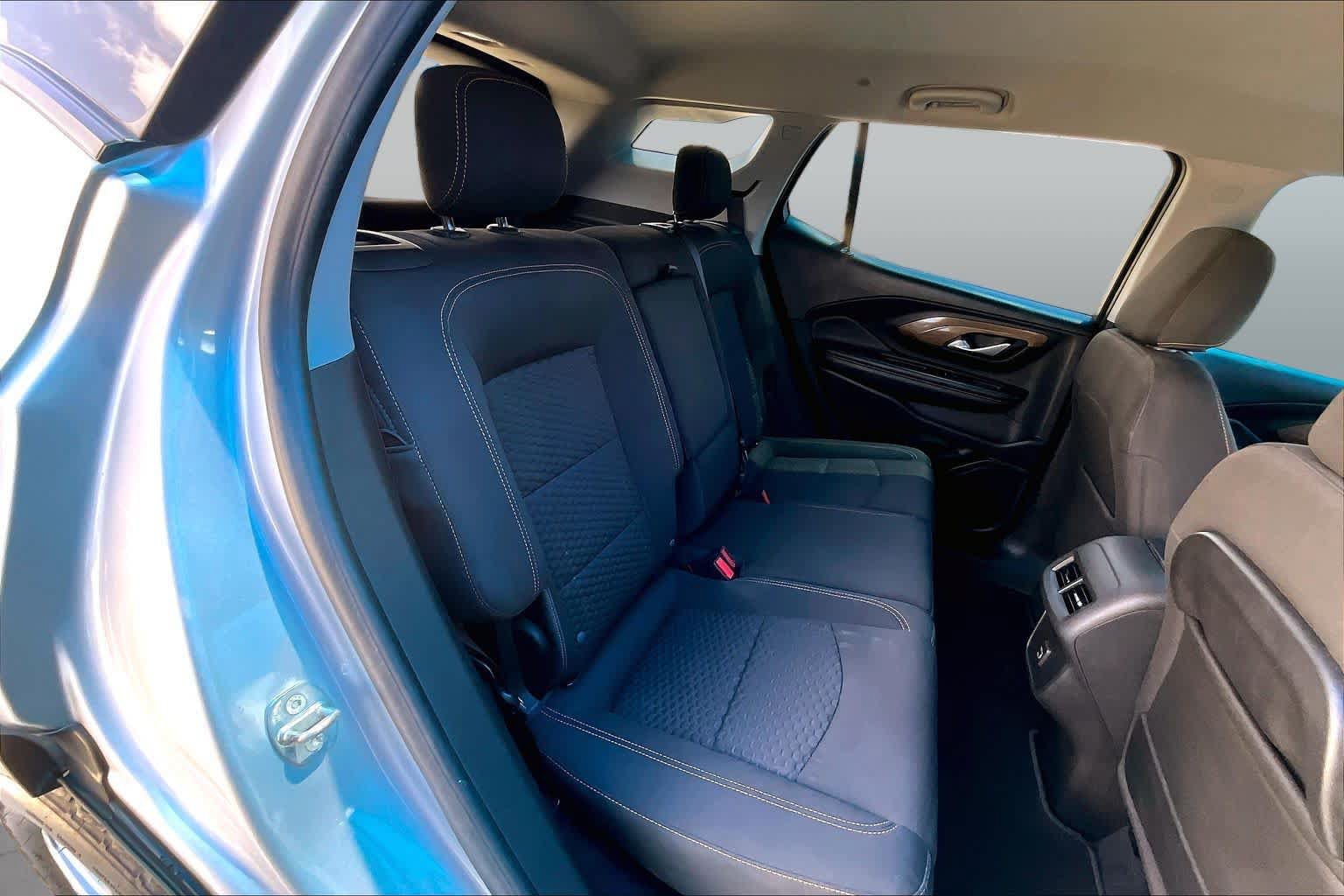 Used 2020 GMC Terrain SLE FWD image 19