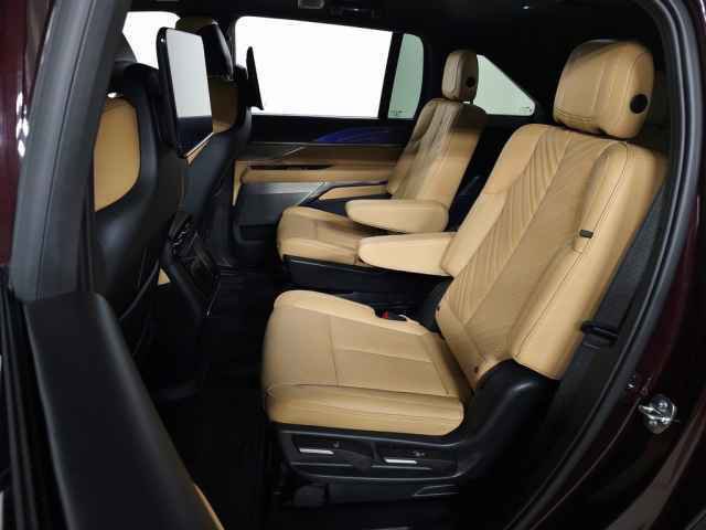 Used 2025 Cadillac Escalade IQ Sport 2 image 47