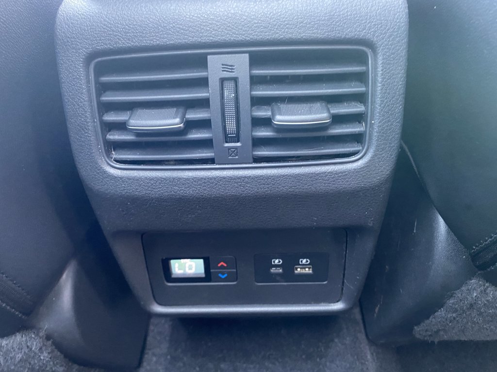 Used 2021 Nissan Rogue SL w/ Premium Package image 25