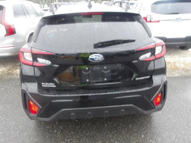 Used 2024 Subaru Crosstrek 2.0i Premium image 5