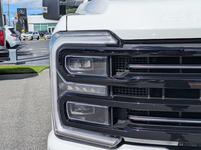 Used 2025 Ford F350 Platinum AWD/4WD image 10