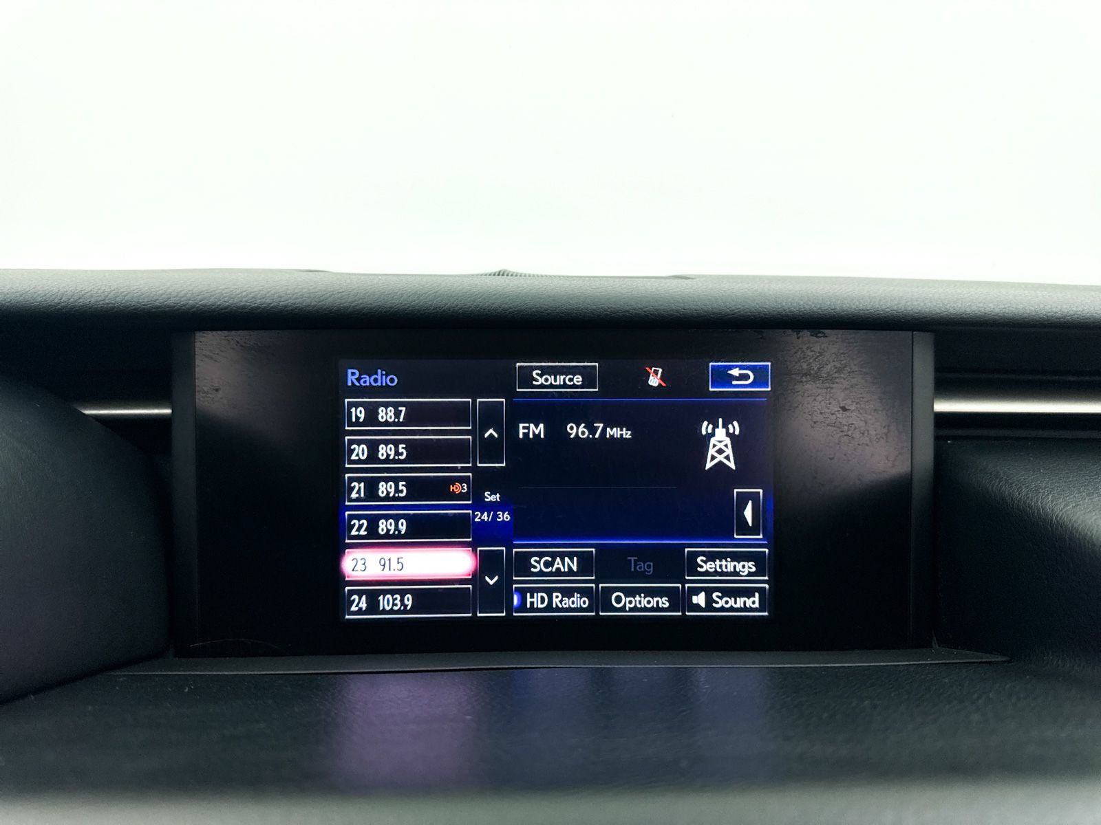 Used 2014 Lexus IS 250 w/ Navigation Package RWD image 5