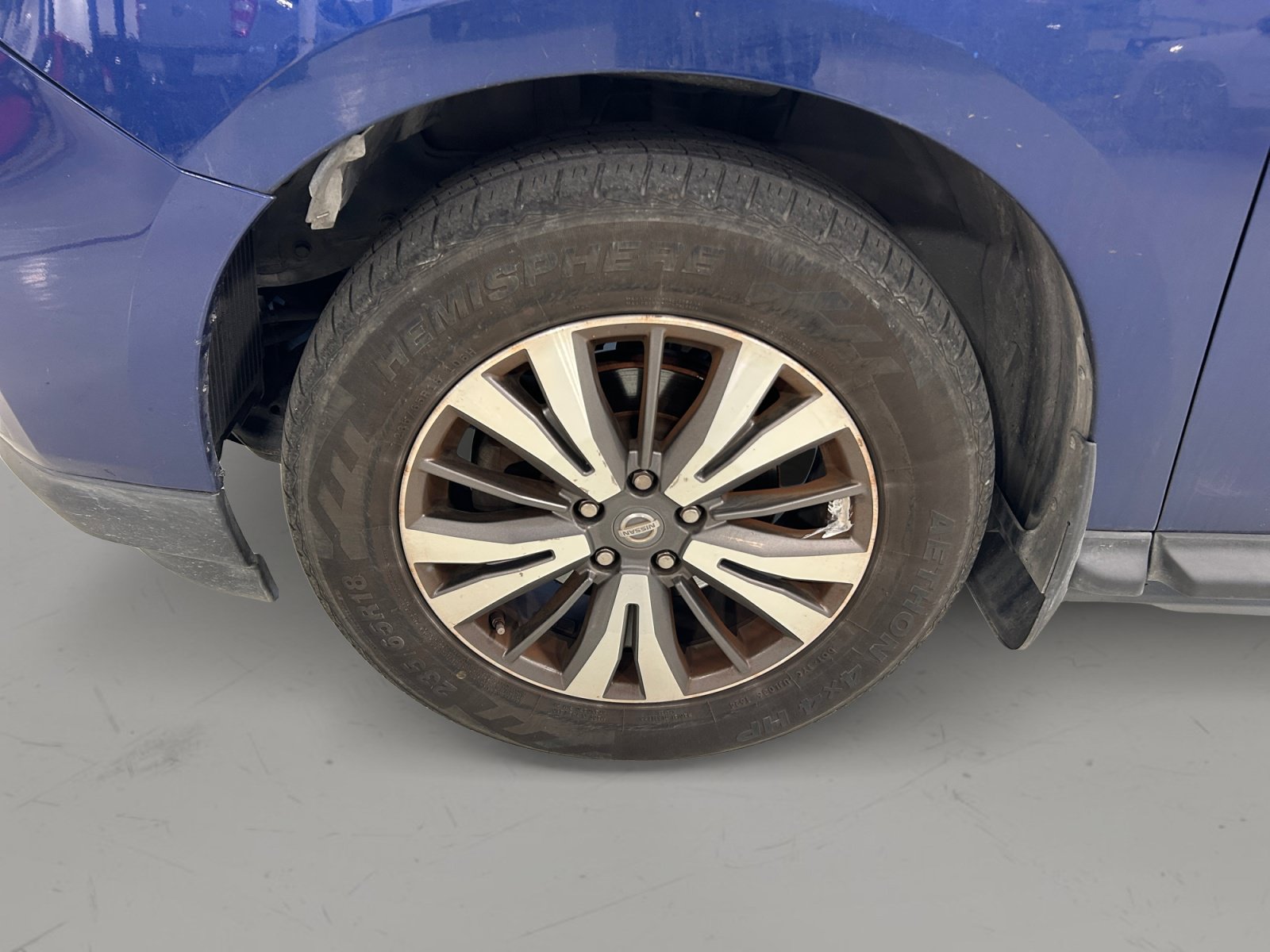 Used 2017 Nissan Pathfinder SL FWD image 5