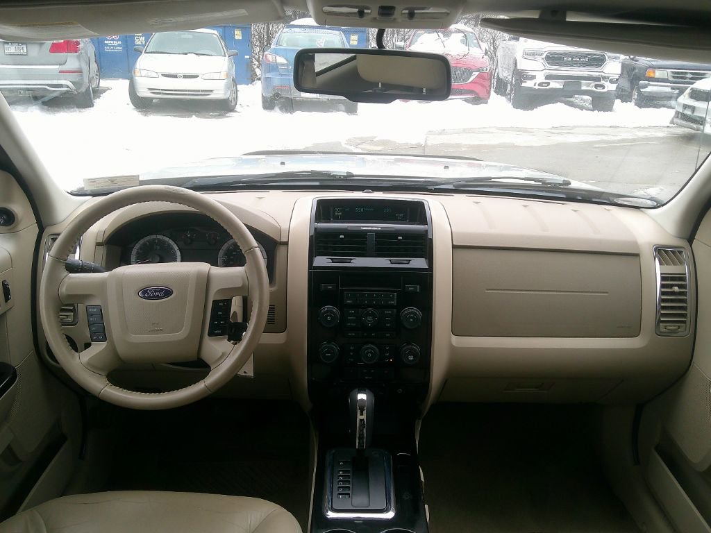 Used 2008 Ford Escape Limited image 11