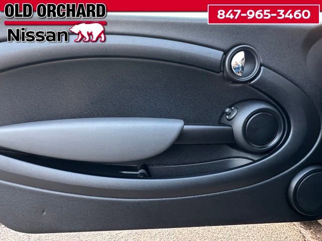 Used 2009 MINI Cooper Convertible image 8