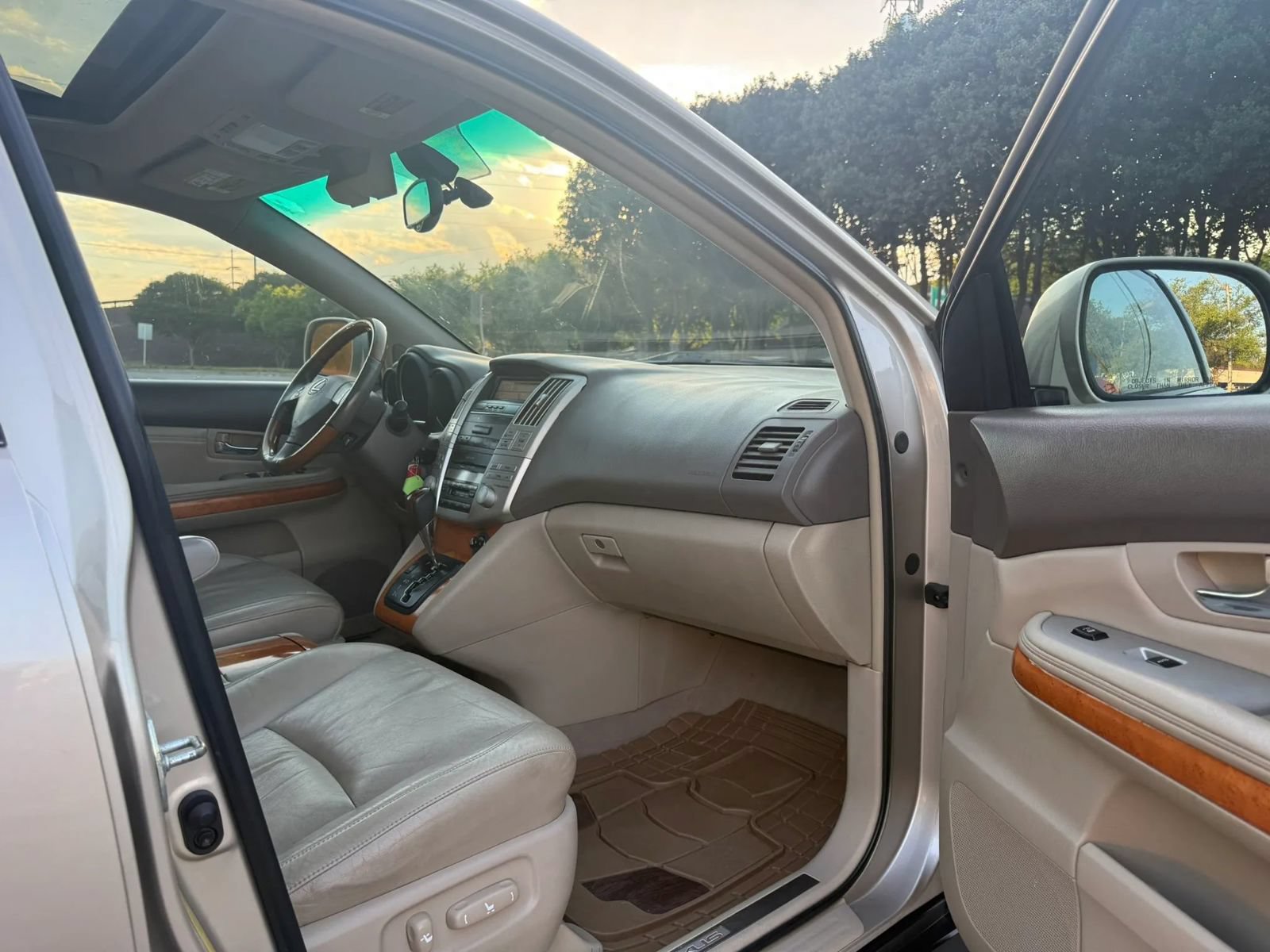 Used 2005 Lexus RX 330 FWD image 14