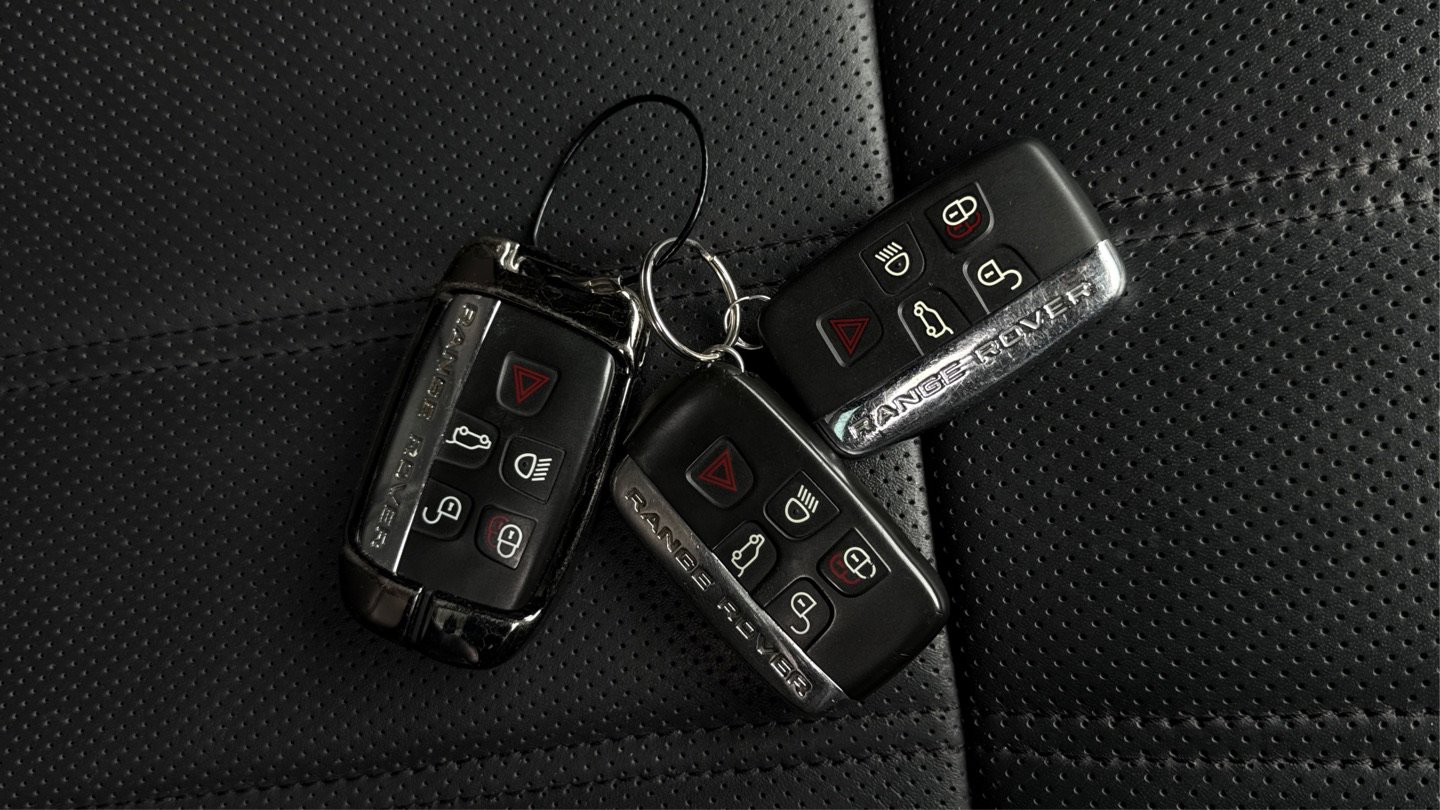 Used 2014 Land Rover Range Rover Supercharged AWD/4WD image 15