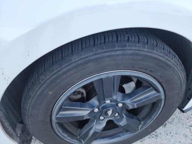 Used 2018 Ford Mustang EcoBoost image 12