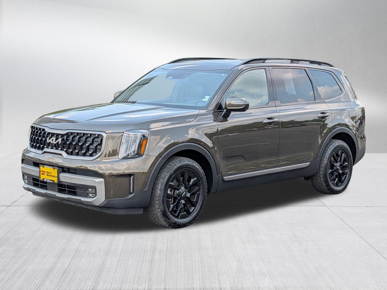 Certified 2023 Kia Telluride SX X-Pro AWD/4WD image 3