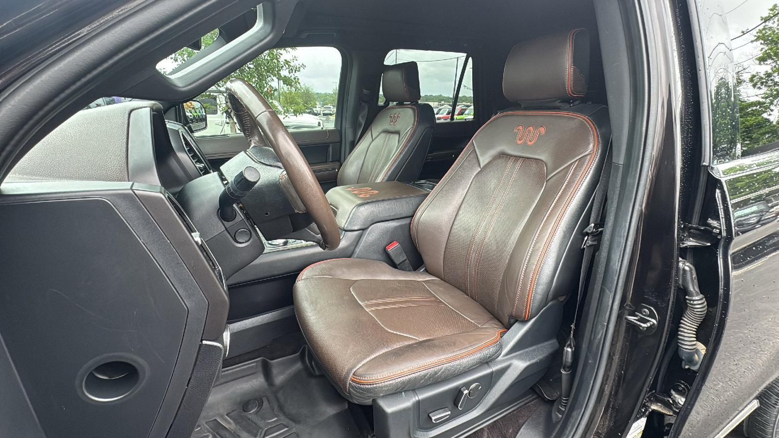 Used 2021 Ford Expedition King Ranch RWD image 14