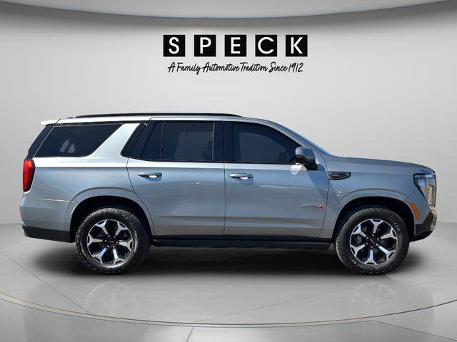 Used 2025 GMC Yukon AT4 w/ AT4 Premium Plus Package AWD/4WD image 6