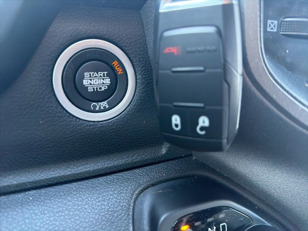 Used 2024 RAM 2500 Tradesman w/ Chrome Appearance Group image 28