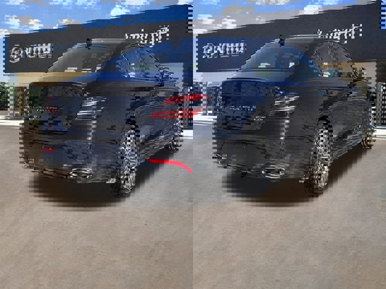 Used 2025 Genesis G70 3.3T Advanced w/ Sport Prestige Package image 14