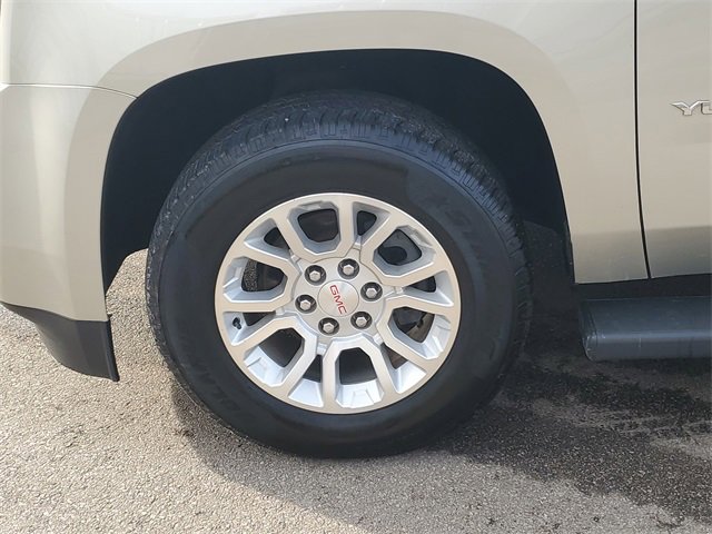 Used 2017 GMC Yukon SLE w/ Convenience Package image 8