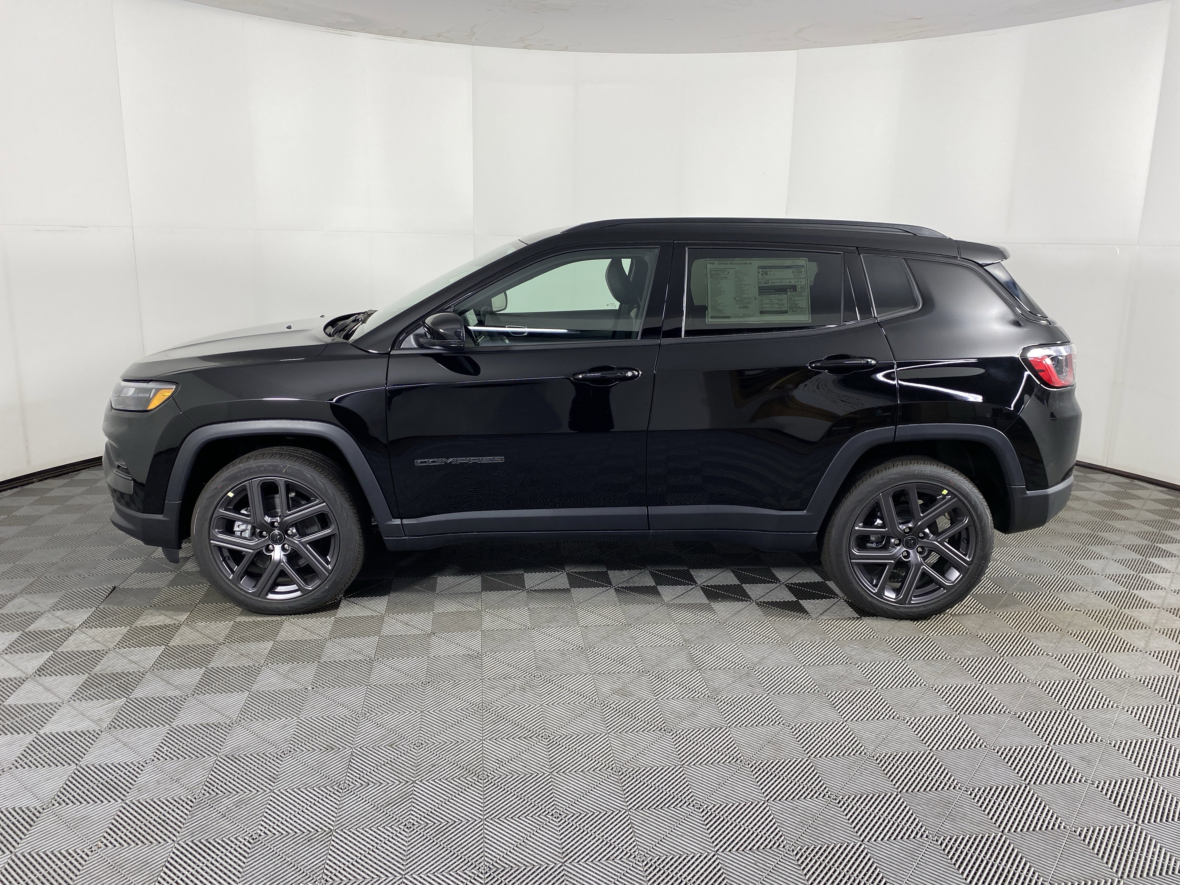 New 2026 Jeep Compass Limited image 9
