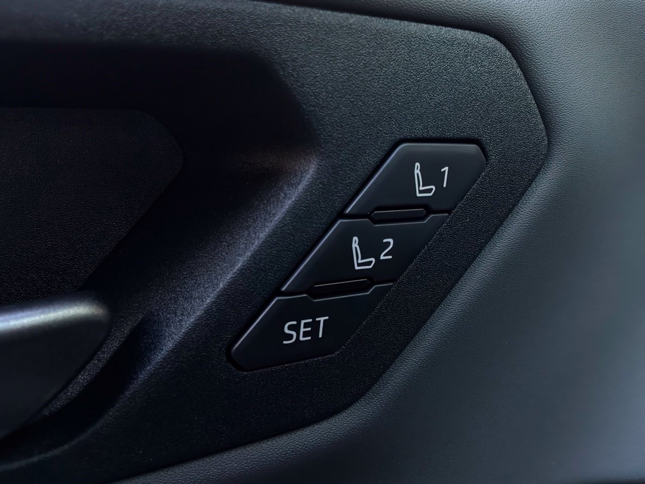 New 2026 Toyota RAV4 XSE AWD/4WD image 23