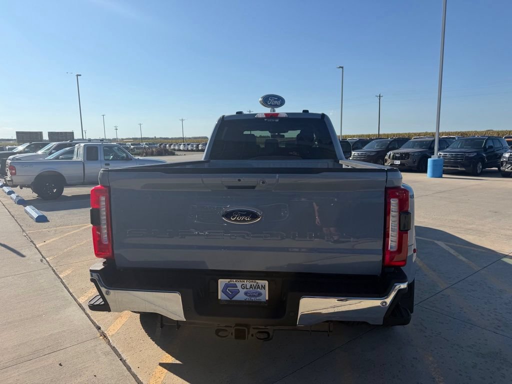 New 2026 Ford F350 Lariat w/ Chrome Package AWD/4WD image 8
