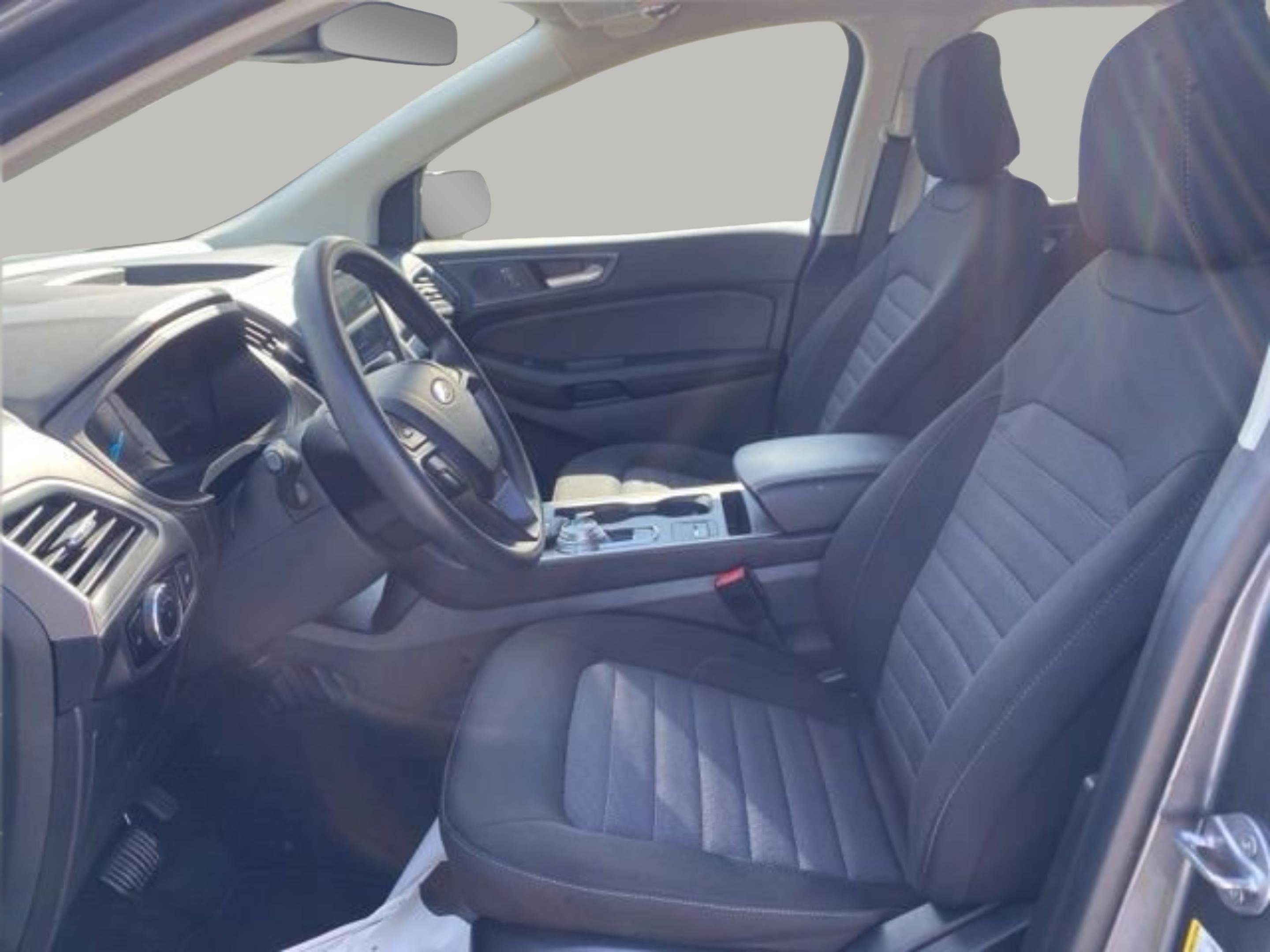 Used 2024 Ford Edge SE w/ Black Appearance Package AWD/4WD image 12