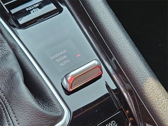 Certified 2025 Jeep Compass Sport image 20