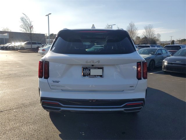 Certified 2023 Kia Sorento SX image 5