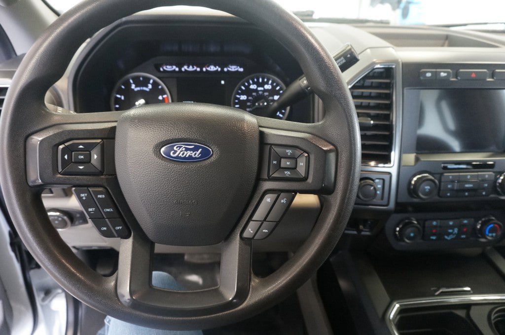 Used 2022 Ford F350 XLT w/ XLT Premium Package AWD/4WD image 11