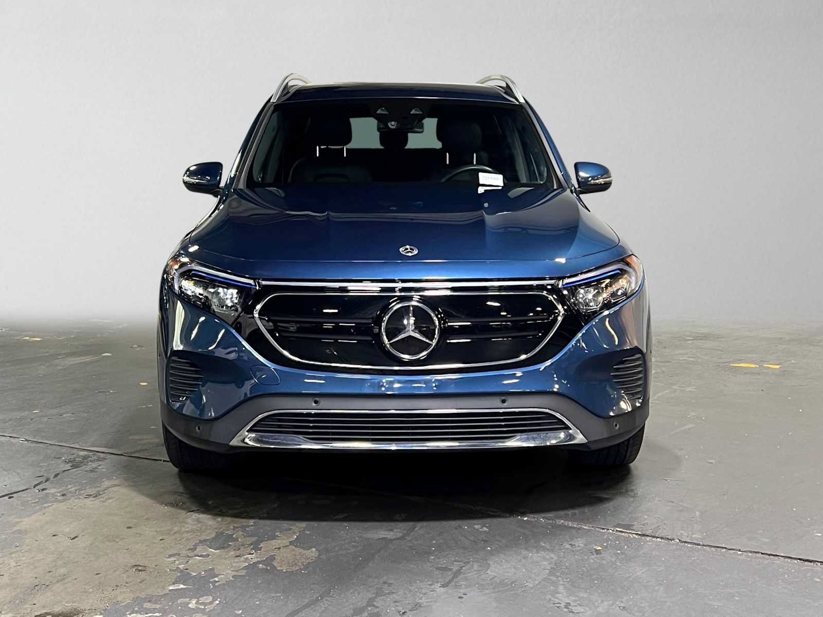 Used 2023 Mercedes-Benz EQB 250+ image 8
