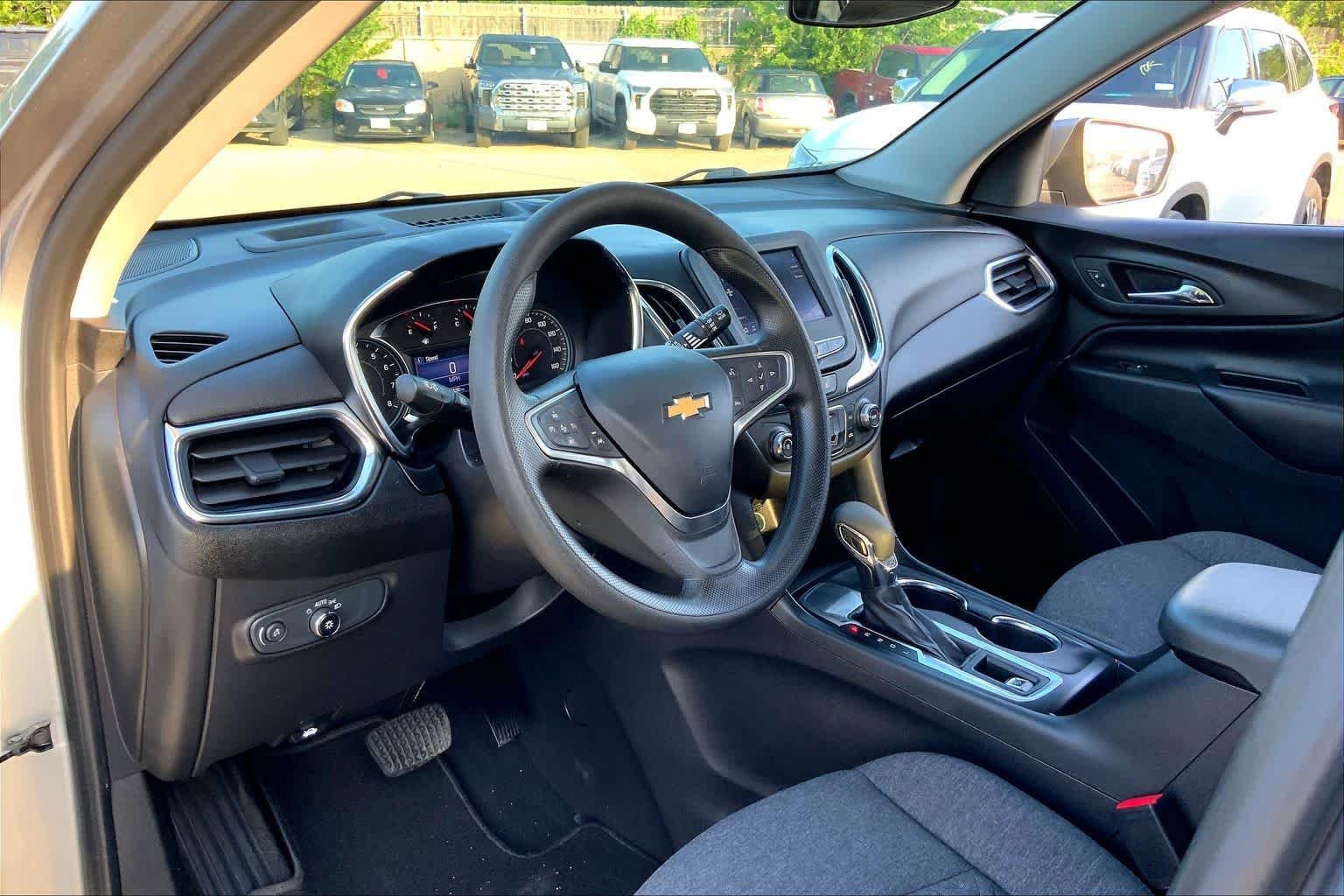 Used 2023 Chevrolet Equinox LT FWD image 17