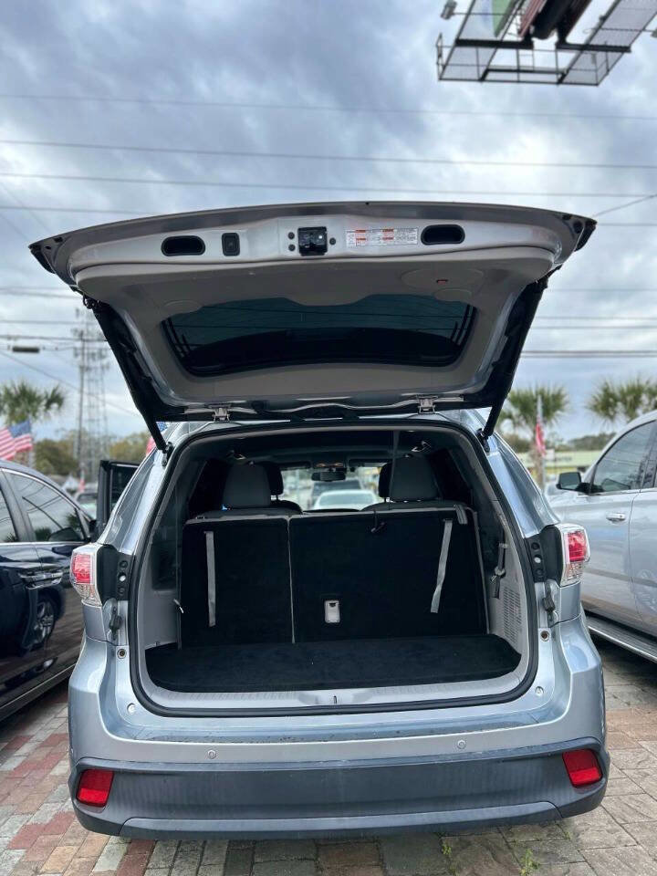 Used 2016 Toyota Highlander Limited image 10