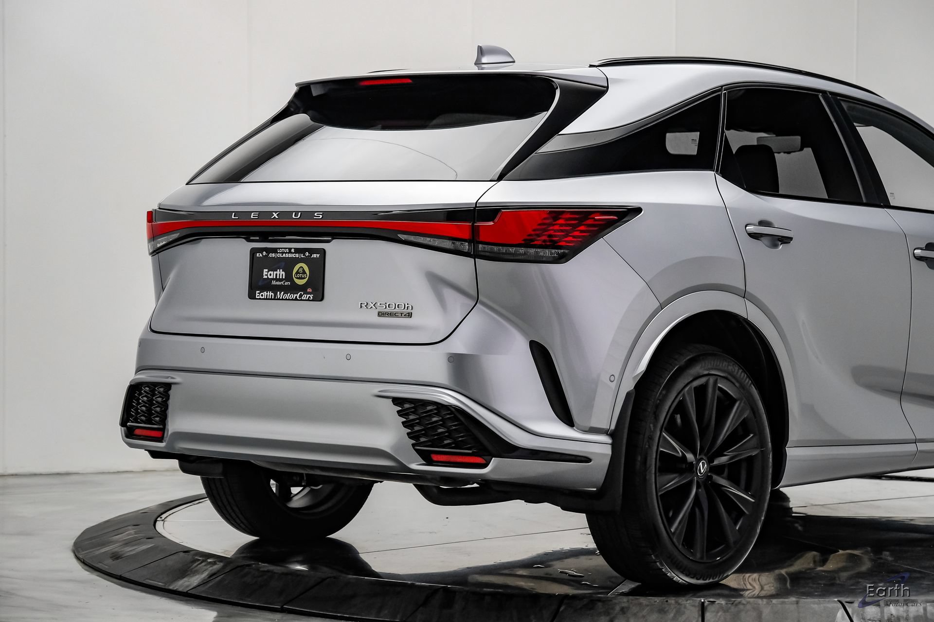 Used 2023 Lexus RX 500h F Sport w/ Cold Area Package AWD/4WD image 18