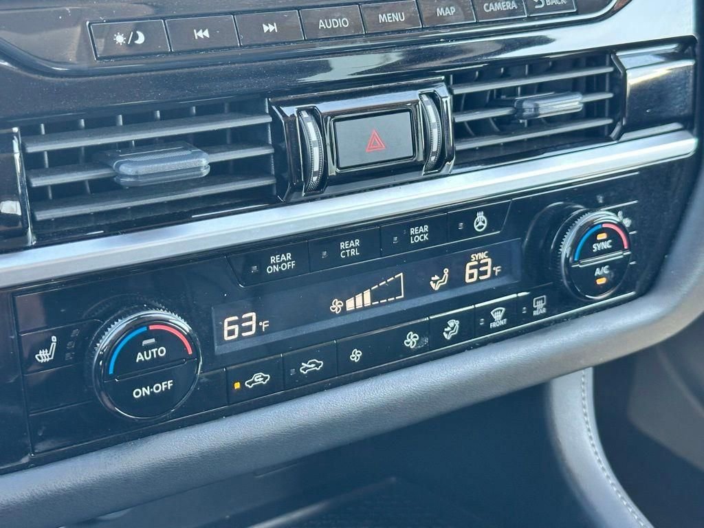 Used 2025 Nissan Pathfinder SL image 20