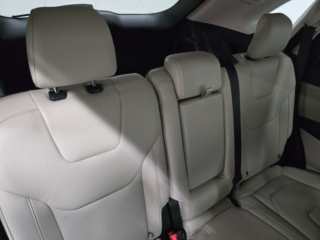 Used 2022 Ford Edge Titanium w/ Equipment Group 301A image 22